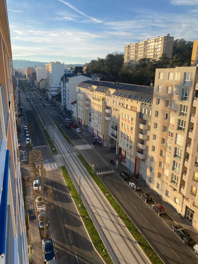 סן-אטיין Bergson Top - Appart 80M2, 2 Grandes Chambres, Entierement Renovee Et Equipee, Lumineux, Wifi, Balcon, Calme, Vue Imprenable מראה חיצוני תמונה